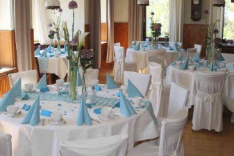 Restaurant und Nebenzimmer