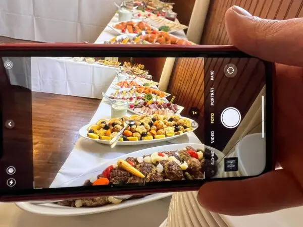 Herzlich Willkommen im Landgasthaus Böß Herzlich Willkommen im Landgasthaus Böß